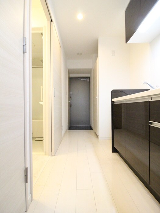 物件内観写真16　(廊下)