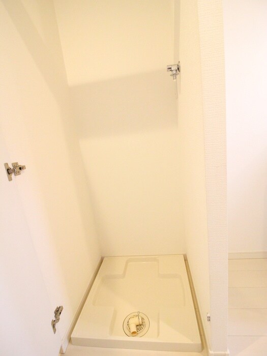 物件内観写真19　(洗濯機置場)