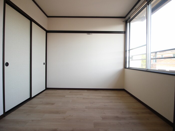 物件内観写真15　(居室)