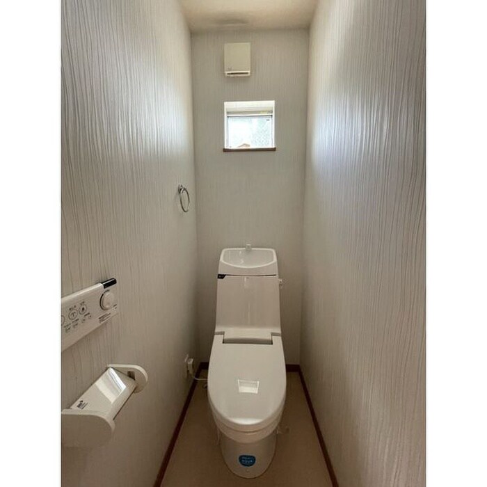 物件内観写真6　(トイレ)