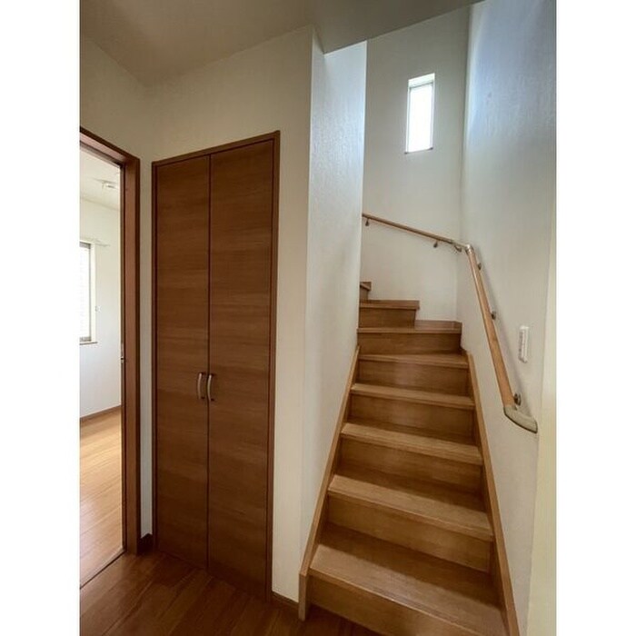 物件内観写真13　(廊下)