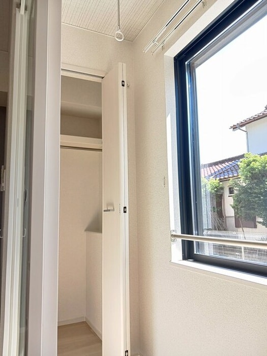 物件内観写真11　(ベランダ・バルコニー)