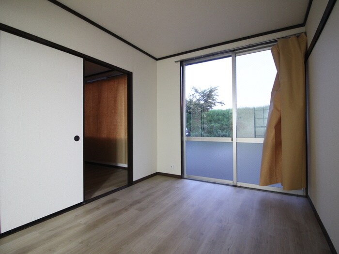 物件内観写真7　(居室)