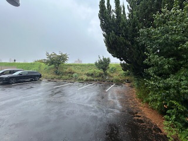 物件内観写真22　(室内からの展望)