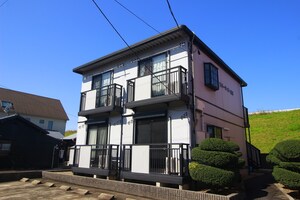 リバ－サイド名塚外観写真