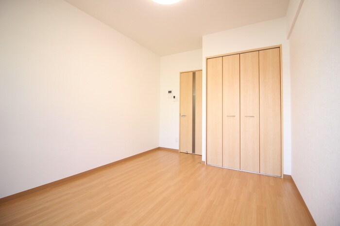 物件内観写真11　(居室)