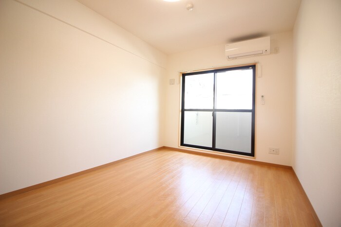 物件内観写真13　(居室)