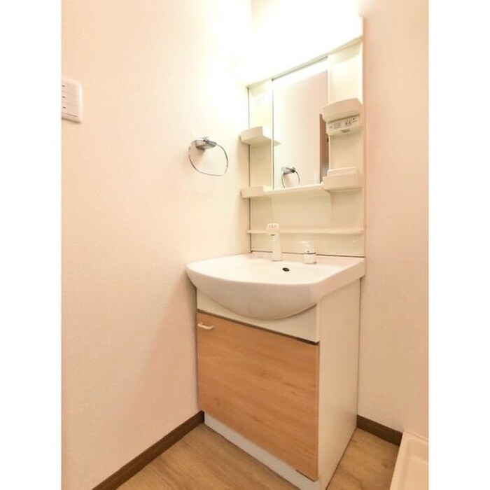 物件内観写真12　(洗面)