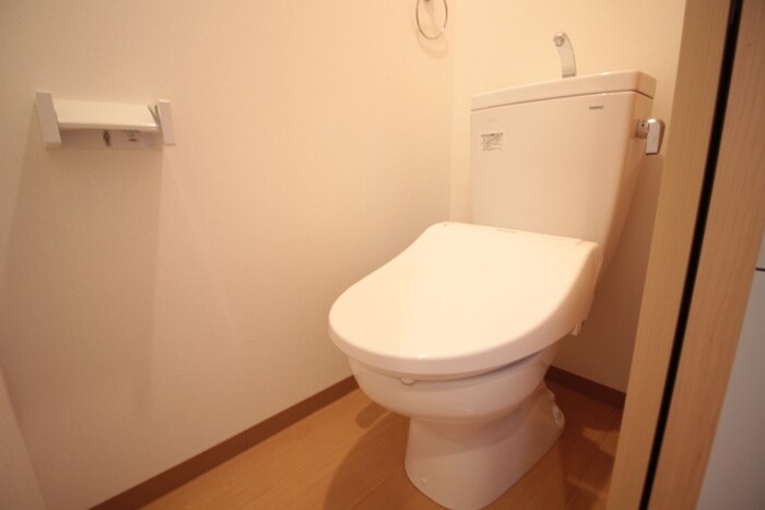物件内観写真9　(トイレ)
