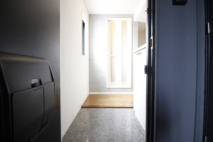 物件内観写真20　(玄関)