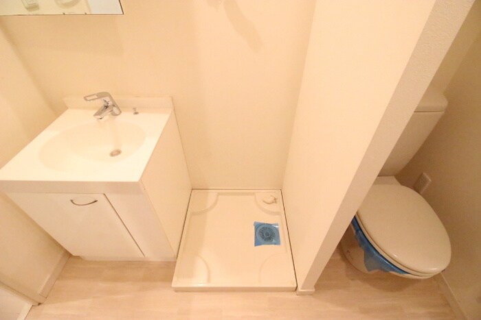 物件内観写真22　(洗濯機置場)