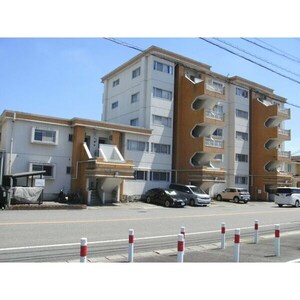 ユニ－ブル梅坪外観写真