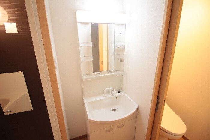 物件内観写真15　(洗面)