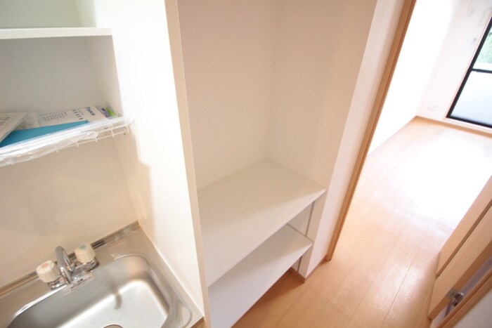 物件内観写真19　(廊下)