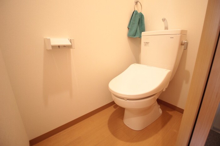 物件内観写真15　(トイレ)