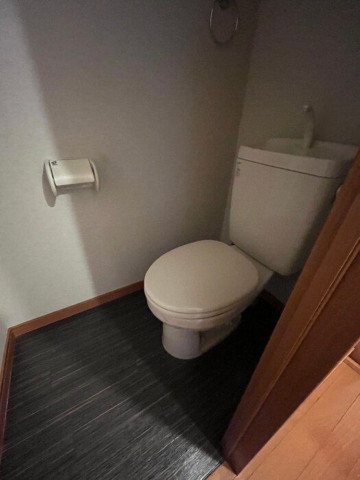 物件内観写真16　(トイレ)