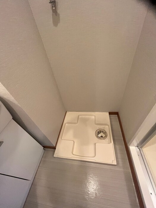 物件内観写真17　(洗濯機置場)