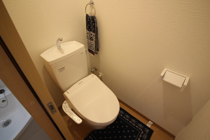 物件内観写真13　(トイレ)