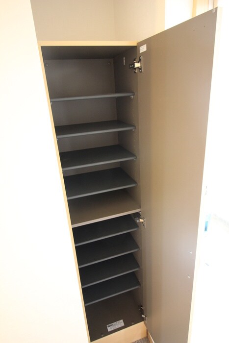 物件内観写真19　(靴箱)