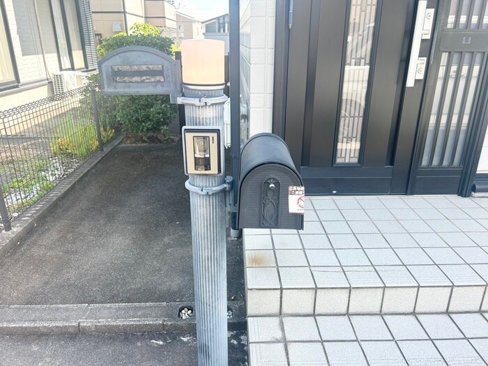 物件外観写真6　(建物設備)