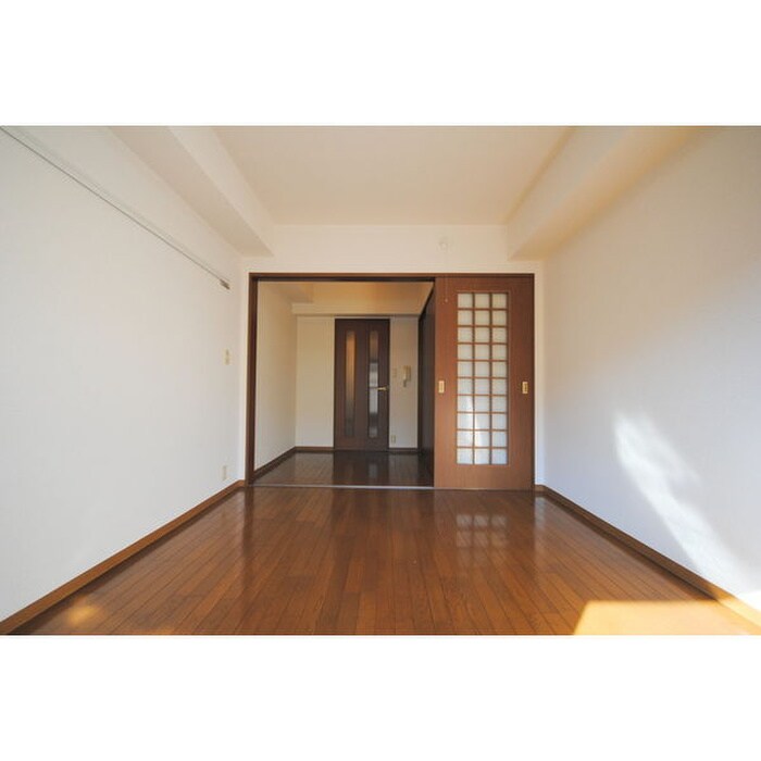 物件内観写真10　(居室)