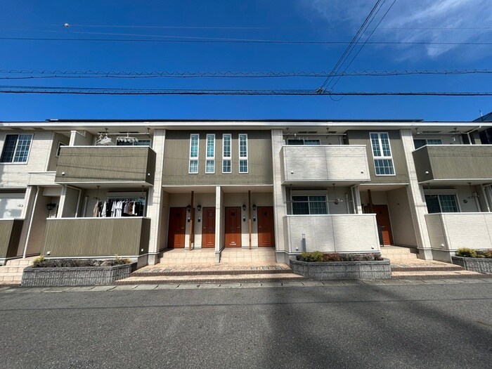 物件外観写真3　(外観写真)