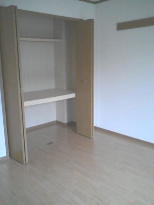 物件内観写真15　(収納)