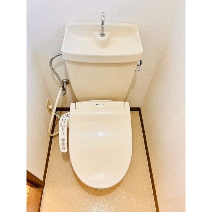 物件内観写真11　(トイレ)