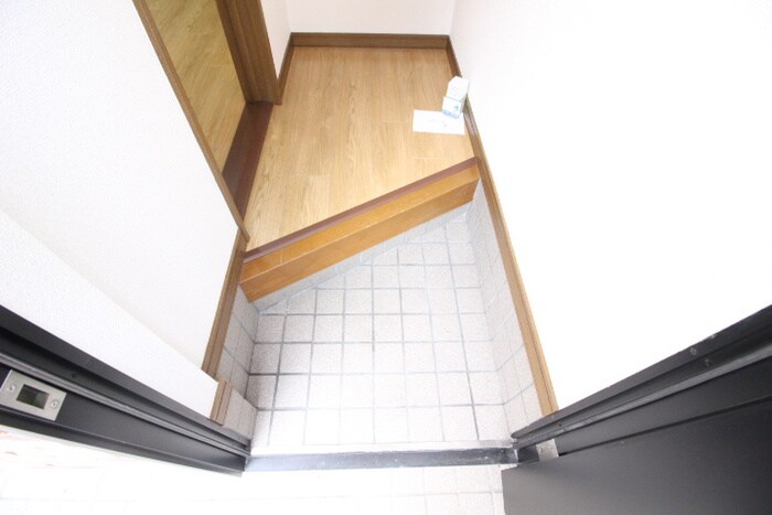物件内観写真20　(玄関)