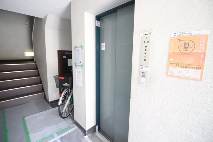 物件外観写真6　(建物設備)