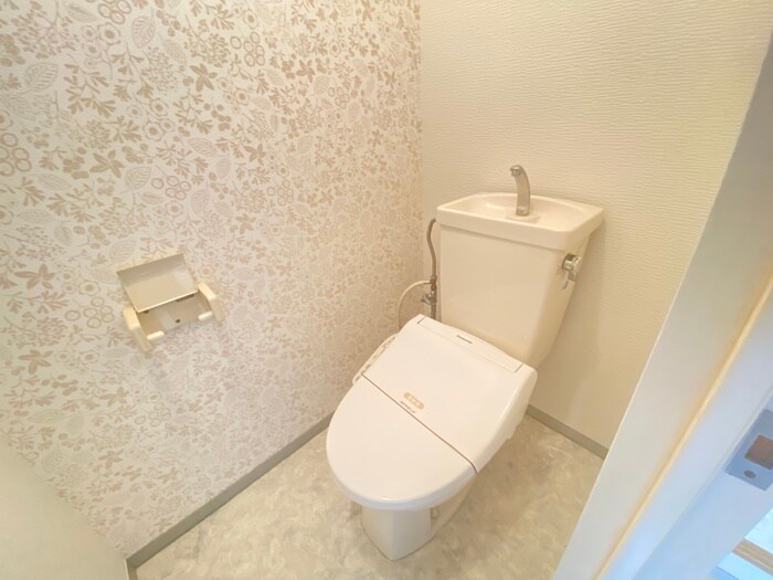 物件内観写真13　(トイレ)