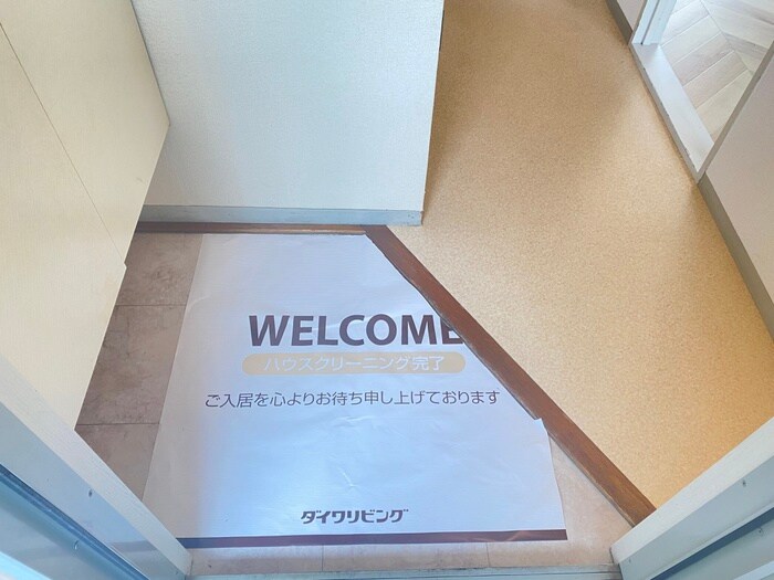 物件内観写真19　(玄関)