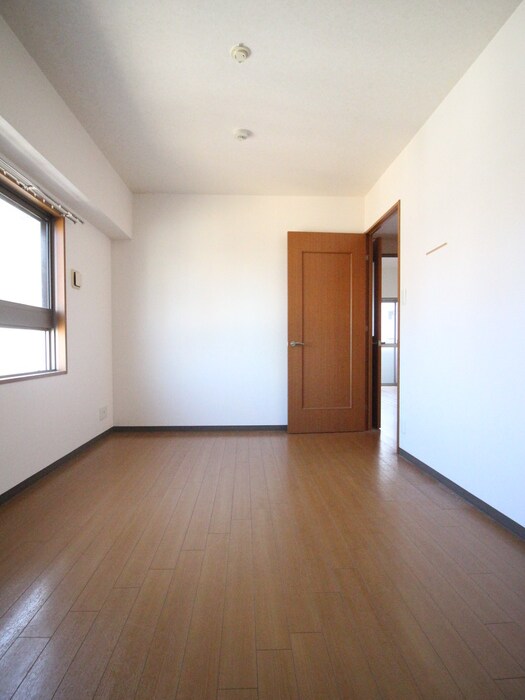 物件内観写真10　(居室)