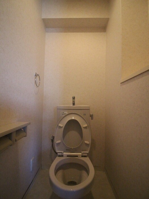 物件内観写真12　(トイレ)