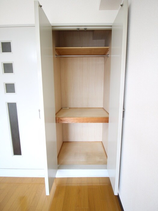 物件内観写真7　(収納)