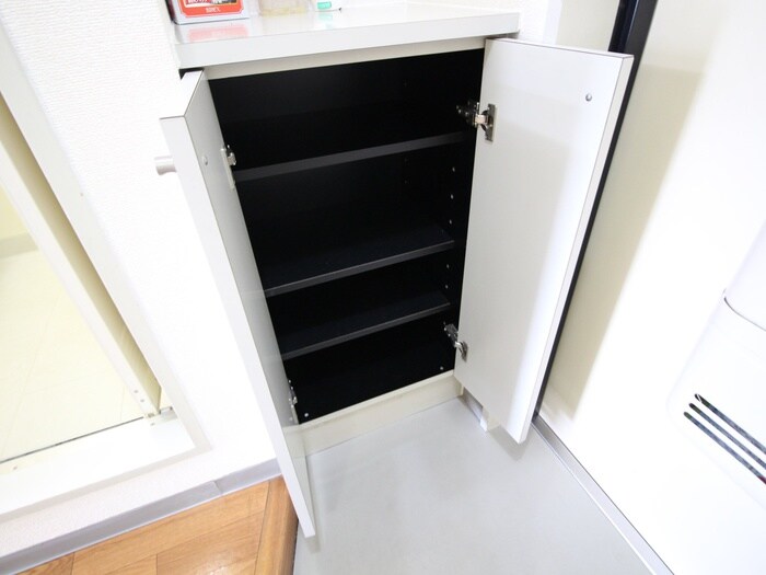 物件内観写真15　(靴箱)