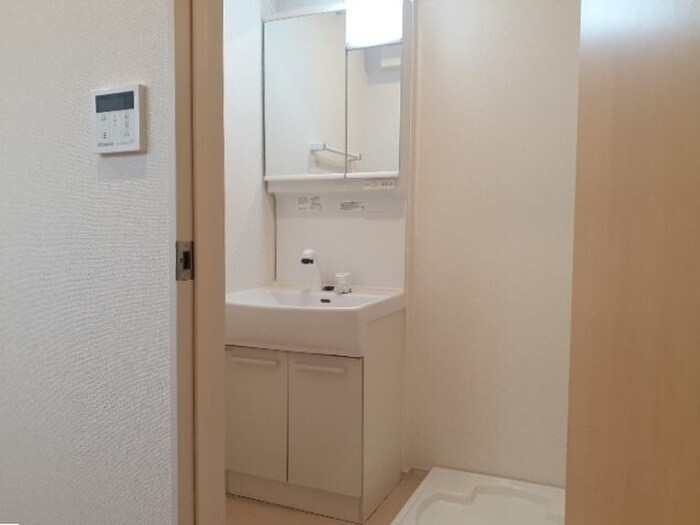 物件内観写真7　(洗面)