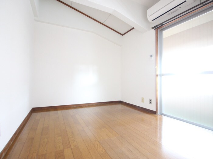 物件内観写真12　(居室)