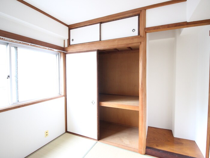 物件内観写真15　(収納)