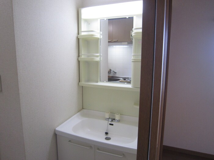 物件内観写真9　(洗面)