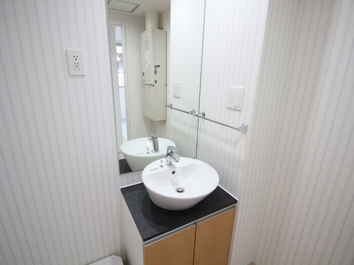 物件内観写真12　(洗面)