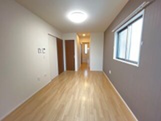 物件内観写真3　(居室)