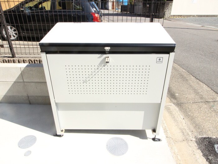 物件外観写真4　(建物設備)