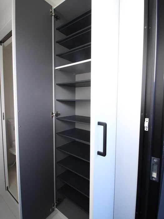 物件内観写真16　(靴箱)