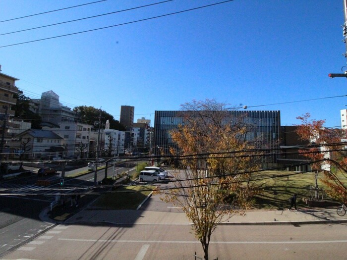 物件内観写真22　(室内からの展望)