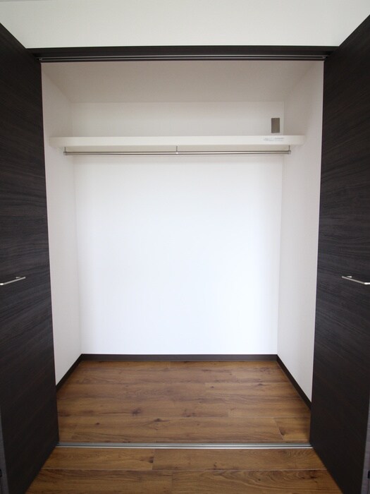 物件内観写真15　(収納)