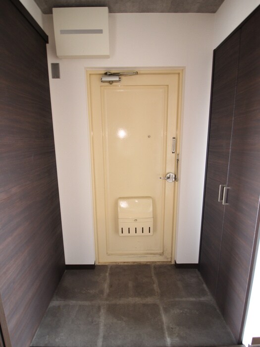 物件内観写真20　(玄関)