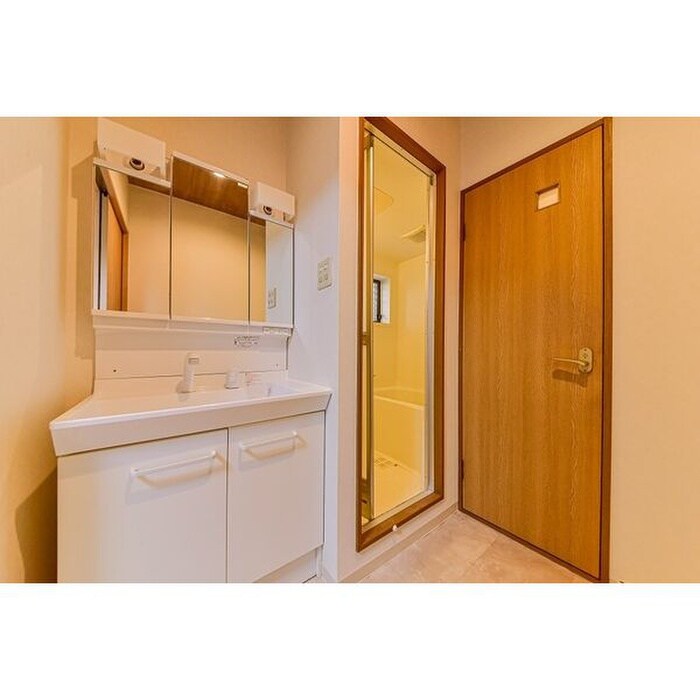 物件内観写真8　(洗面)