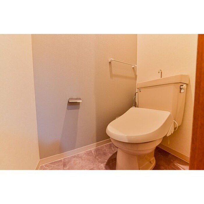 物件内観写真10　(トイレ)