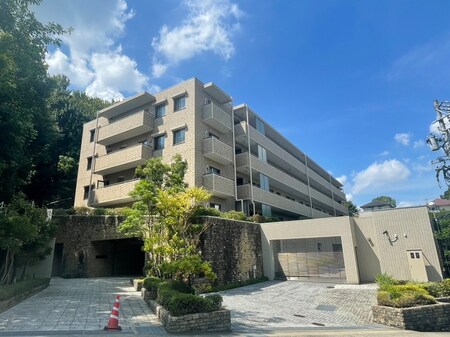 ﾌﾟﾚｼｱｽｺｰﾄ東山元町ﾃﾗｽA(506)外観写真